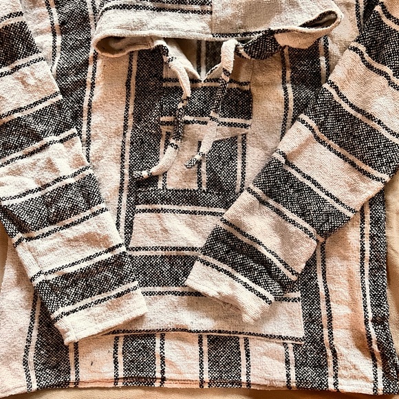 🔥2 for $50 Sale + $4.99 Ship Baja Hoodie – Artesanías Mickey XXL | Y2K Mexico - Picture 6 of 9